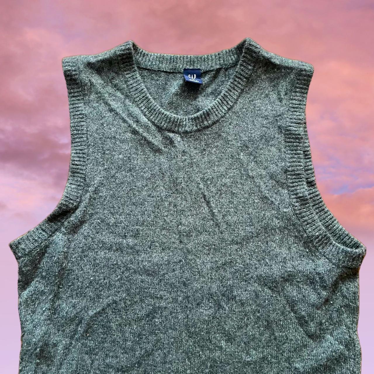 Y2K Vintage Grey Knit Sweater Vest by The Gap Size... - Depop