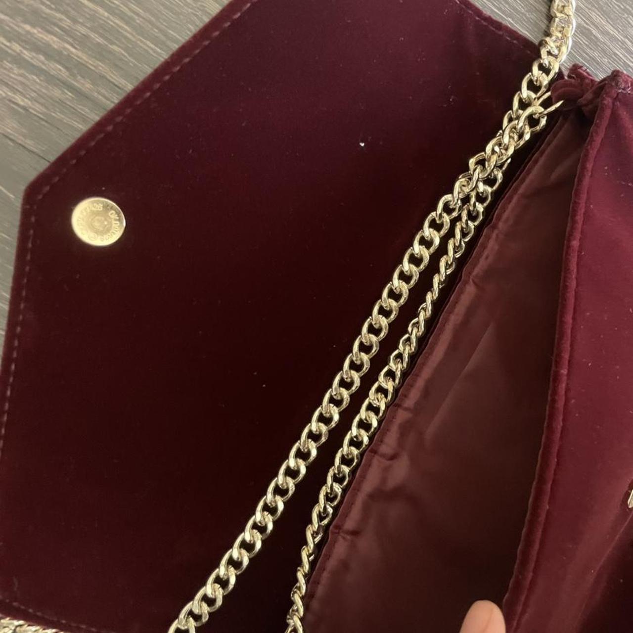 70%オフセールJIMMY CHOO AVENUE QUILTED VELVET CHAIN WALLET JIMMY CHOO Avenue Leather Wallet with chain Jimmy Choo