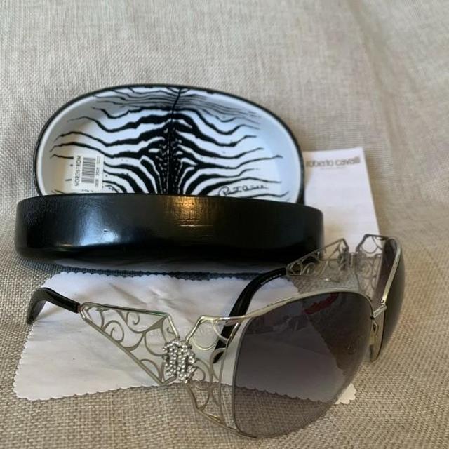 VINTAGE Y2K ROBERTO CAVALLI SUNGLASSES These pair. Depop