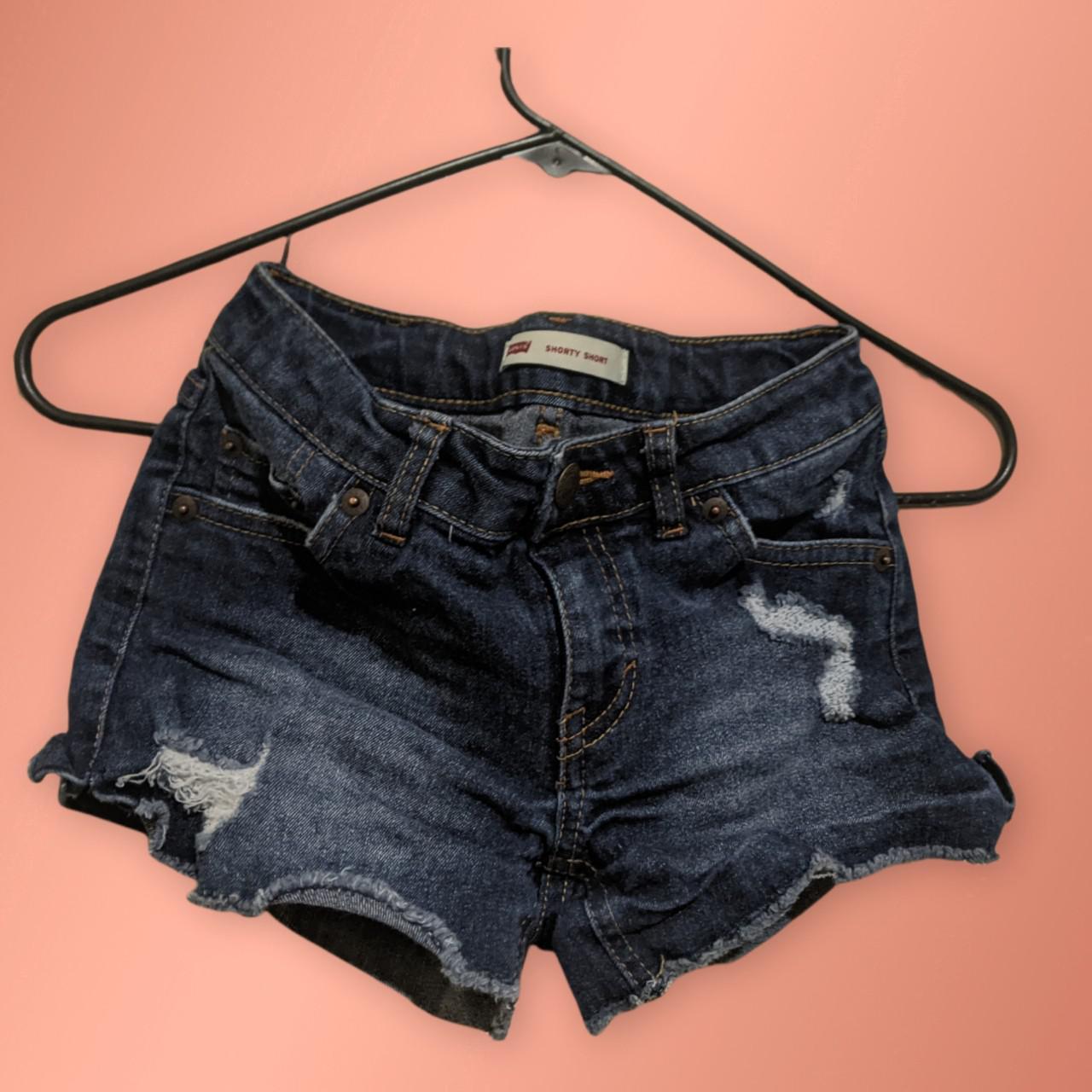 levis shorty short