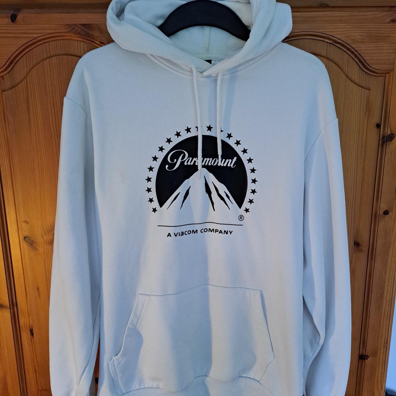 Paramount logo hoodie An all white hoodie with a... - Depop