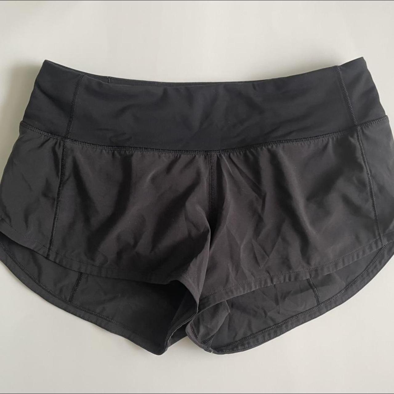 size 2 lululemon shorts