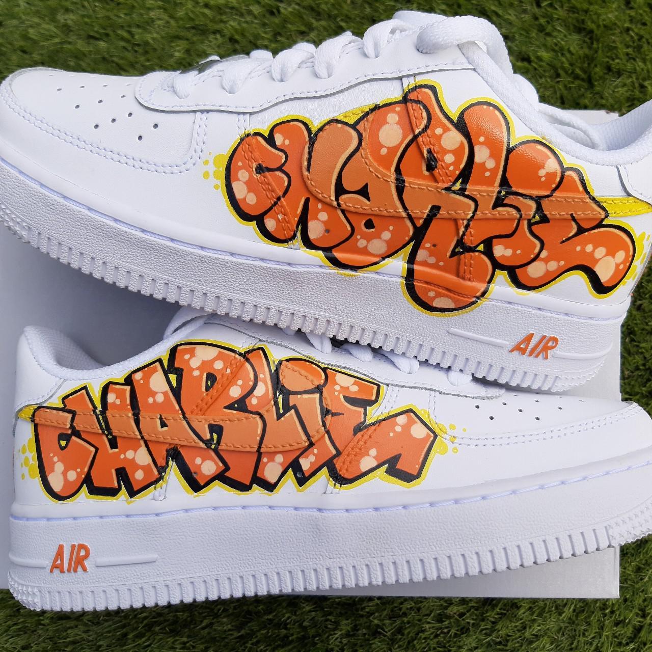 Sneakers and Chill - Graffiti custom on Nike Air Force 1 🎨 Vous