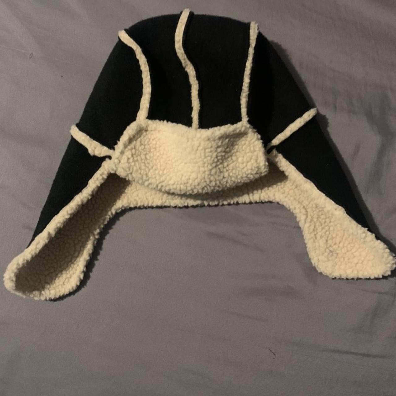 Snow Hat Just Want To Get Rid Of It Will Accept Offers - Depop