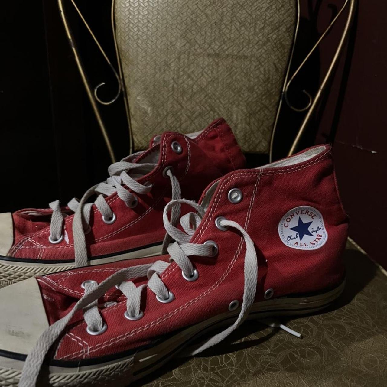 faded red converse