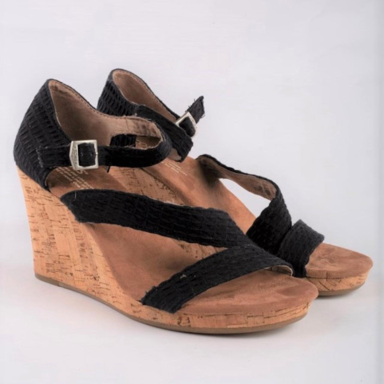 Toms store clarissa wedge