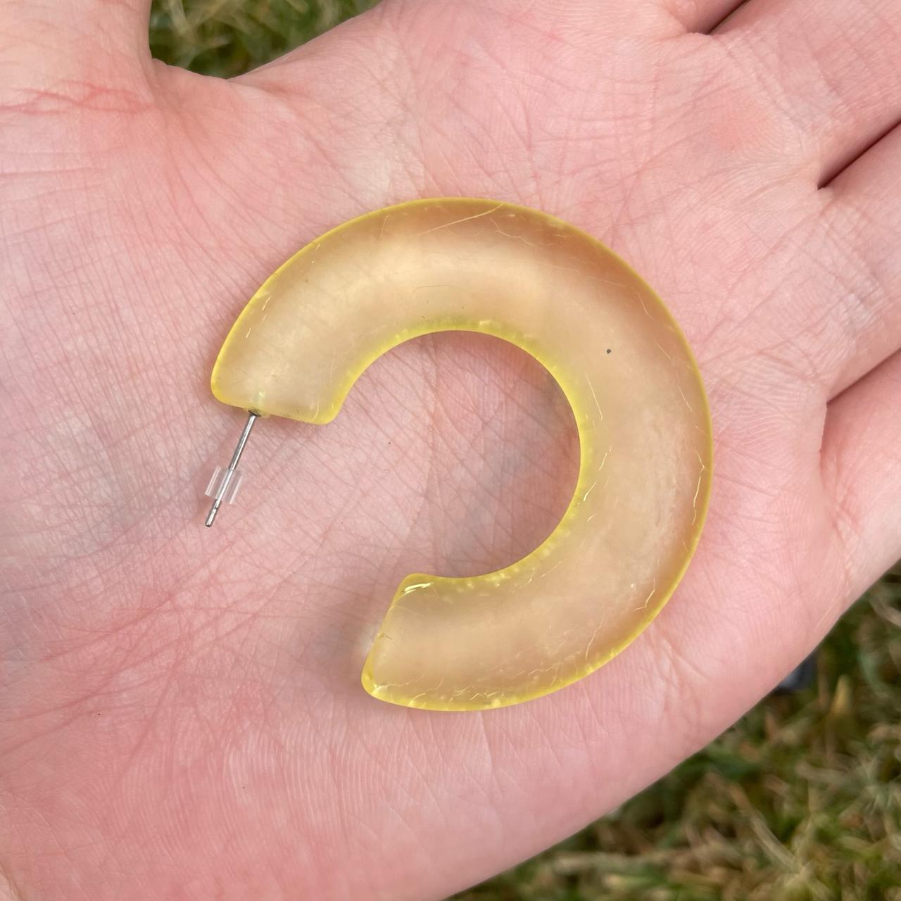 Women's Yellow and Silver Jewellery Depop