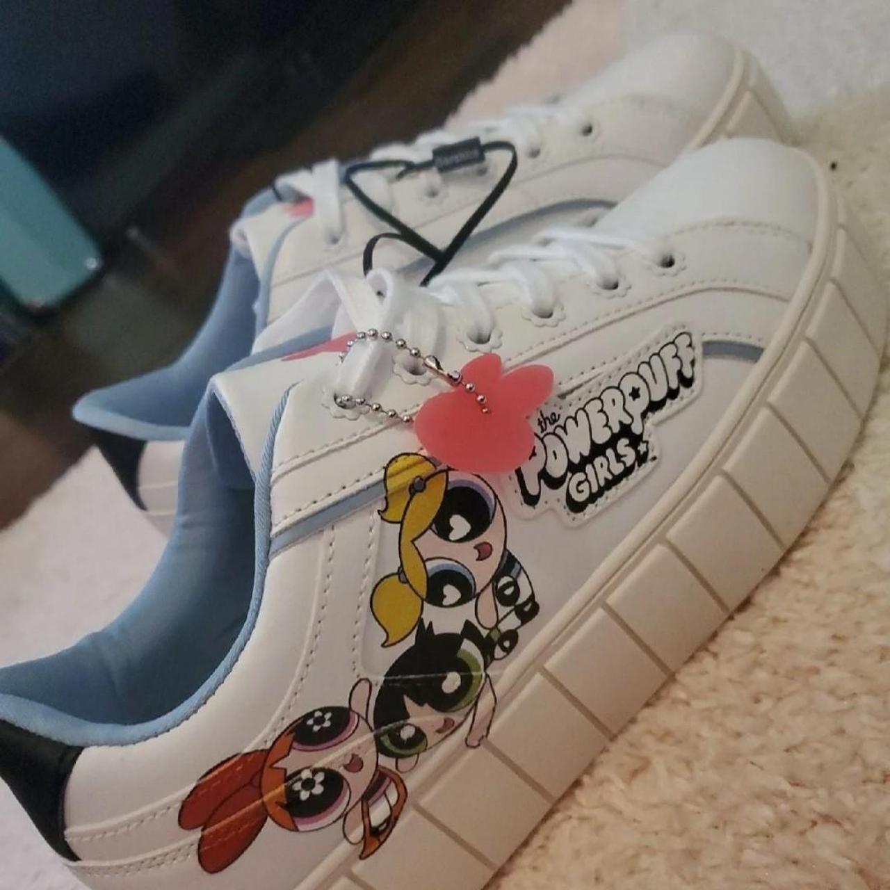 NWT! Powerpuff Girls Chunky White Sneakers (8 - 8.5) store