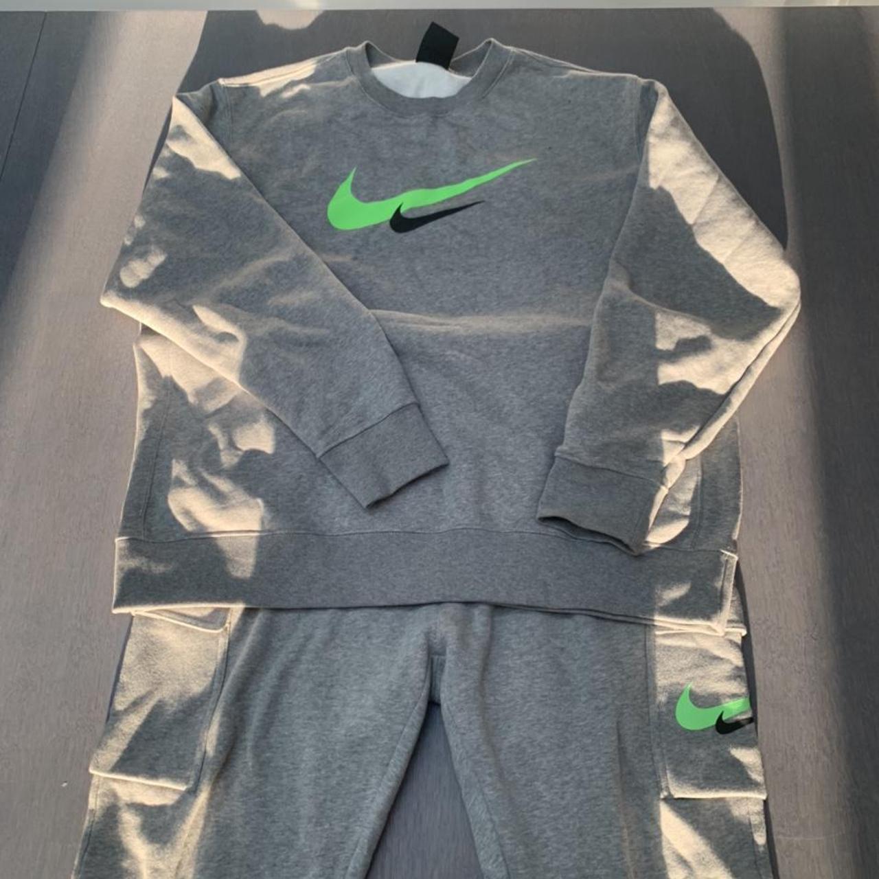 grey nike track suit
