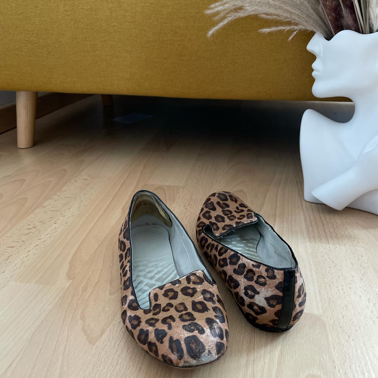 Clarks leopard outlet loafers