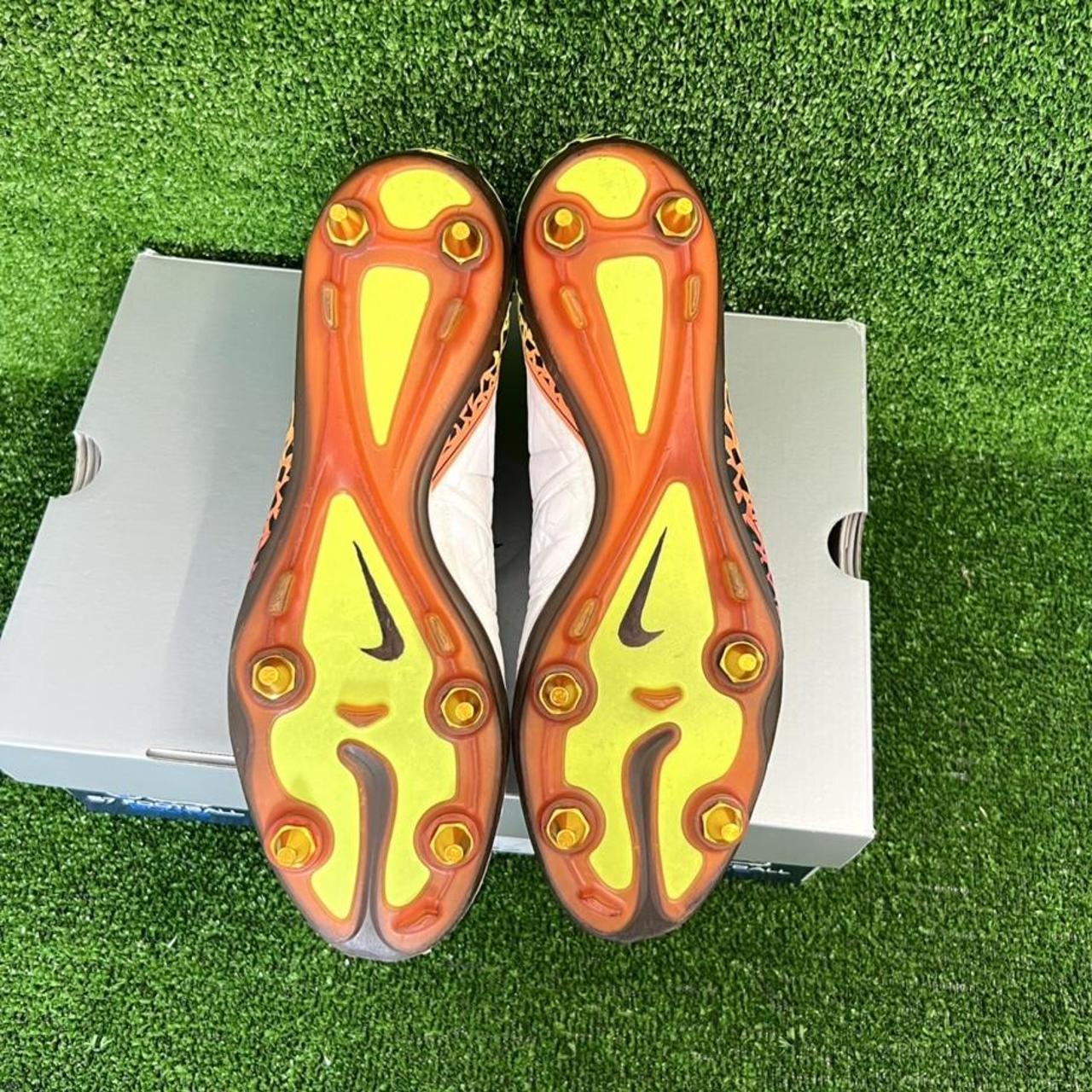 nike tiempo legend size 9