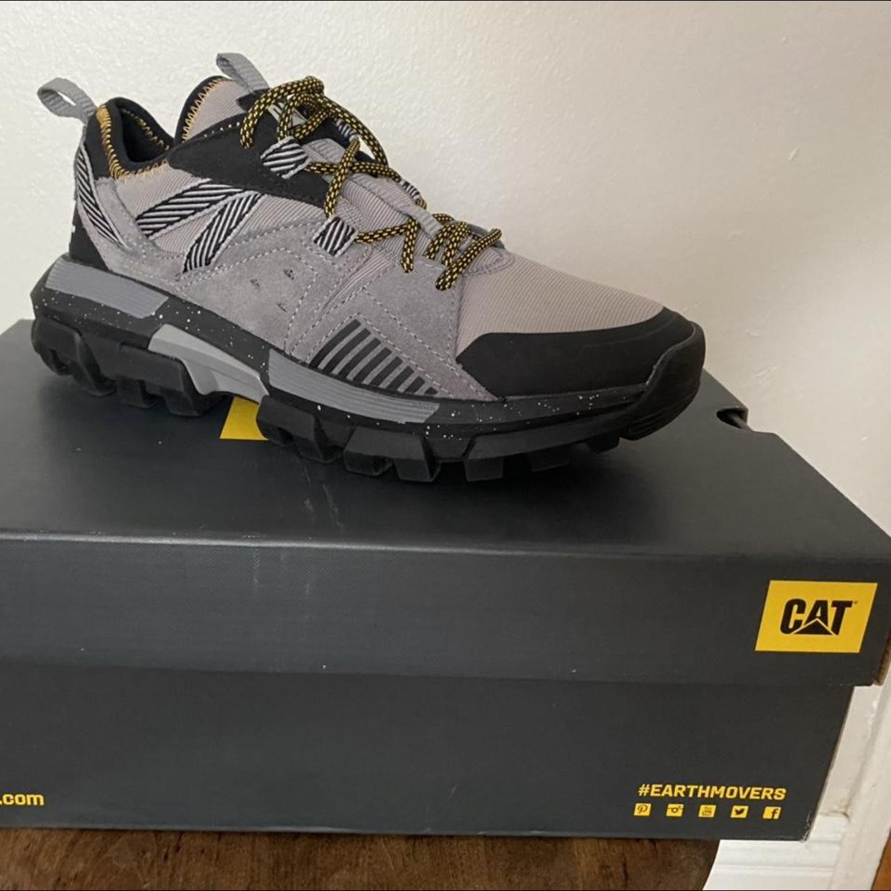 Cat earthmovers outlet shoes