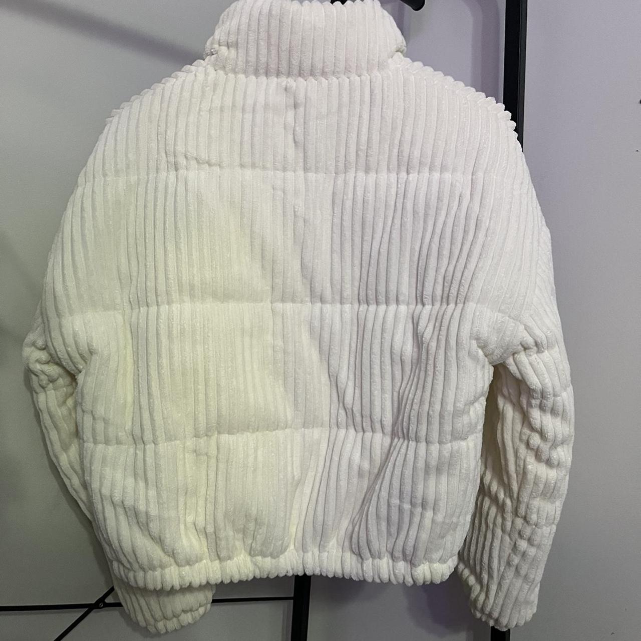 Product Image 4 - White puffer