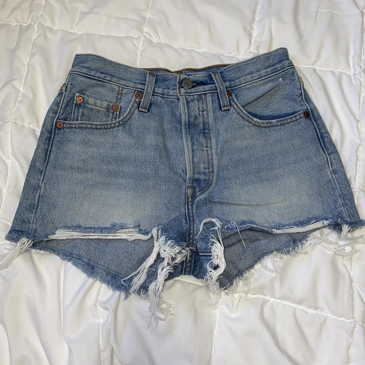 distressed high waisted levi shorts