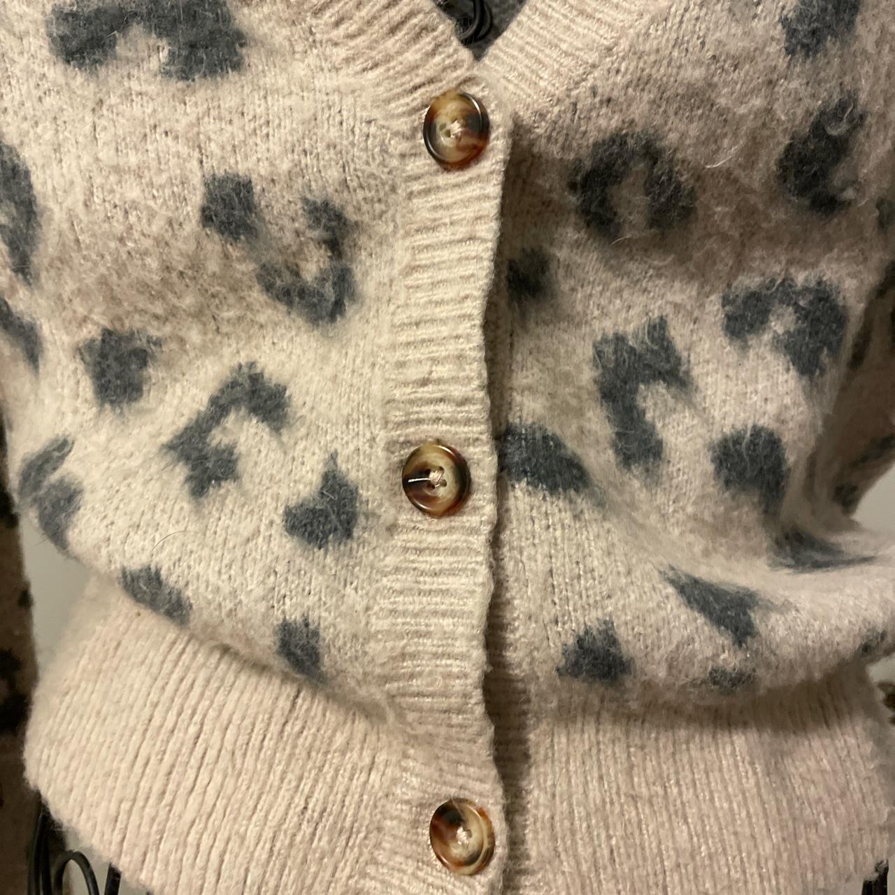 Abercrombie brushed shop leopard cardigan