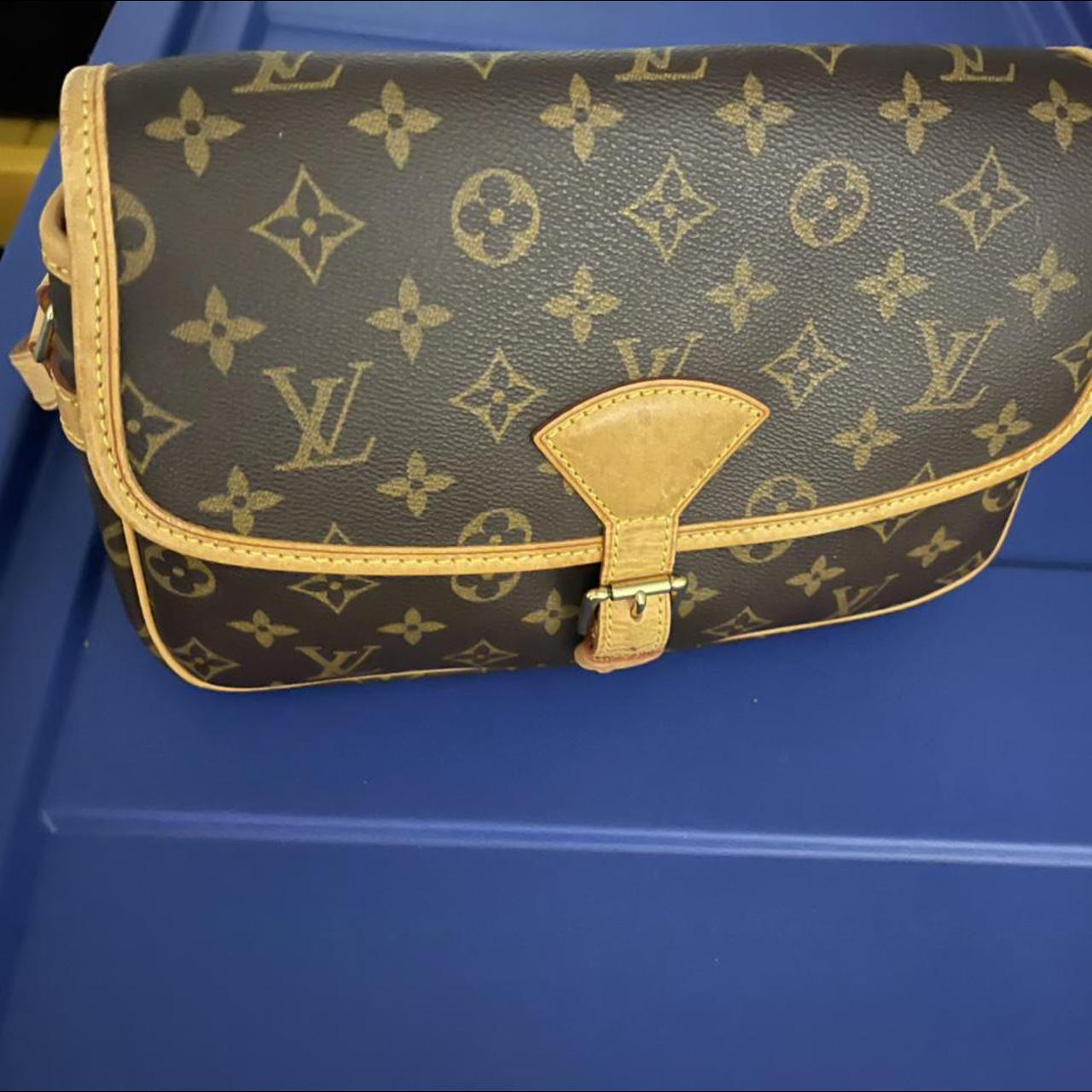 Authentic Louis Vuitton bag with authenticity card - Depop