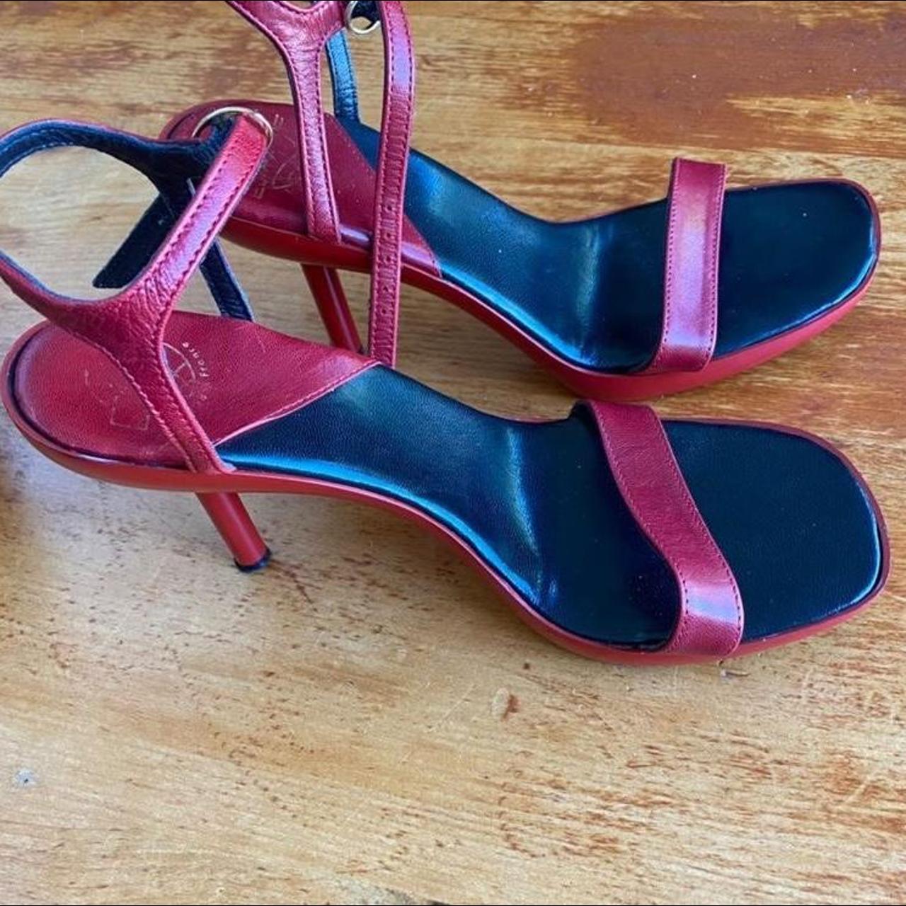 Selling these amazing early 2000’s vintage red... - Depop