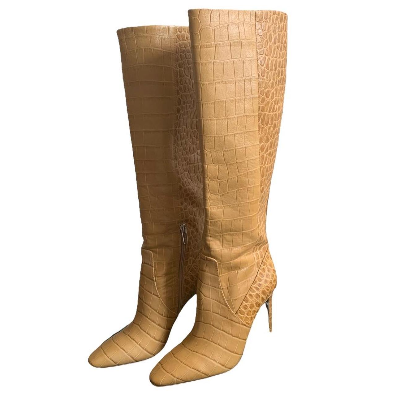 Vince Camuto Womens Cream And Tan Boots Depop 0960