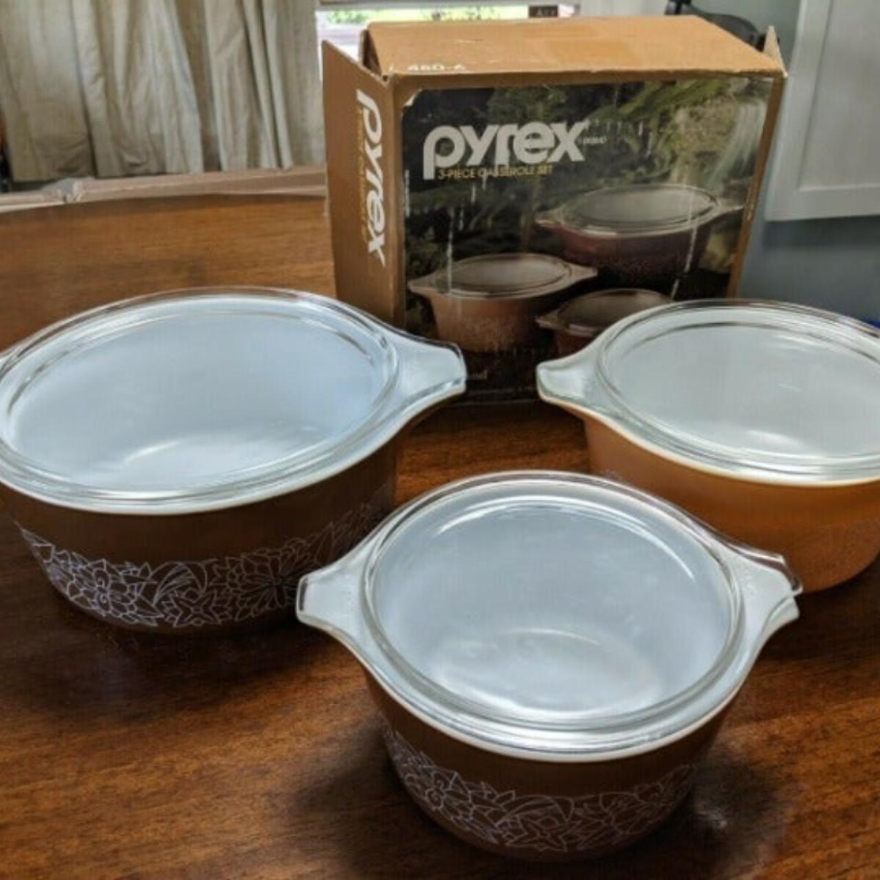 Vintage Pyrex Casserole Dish 3-pc Set with Lids