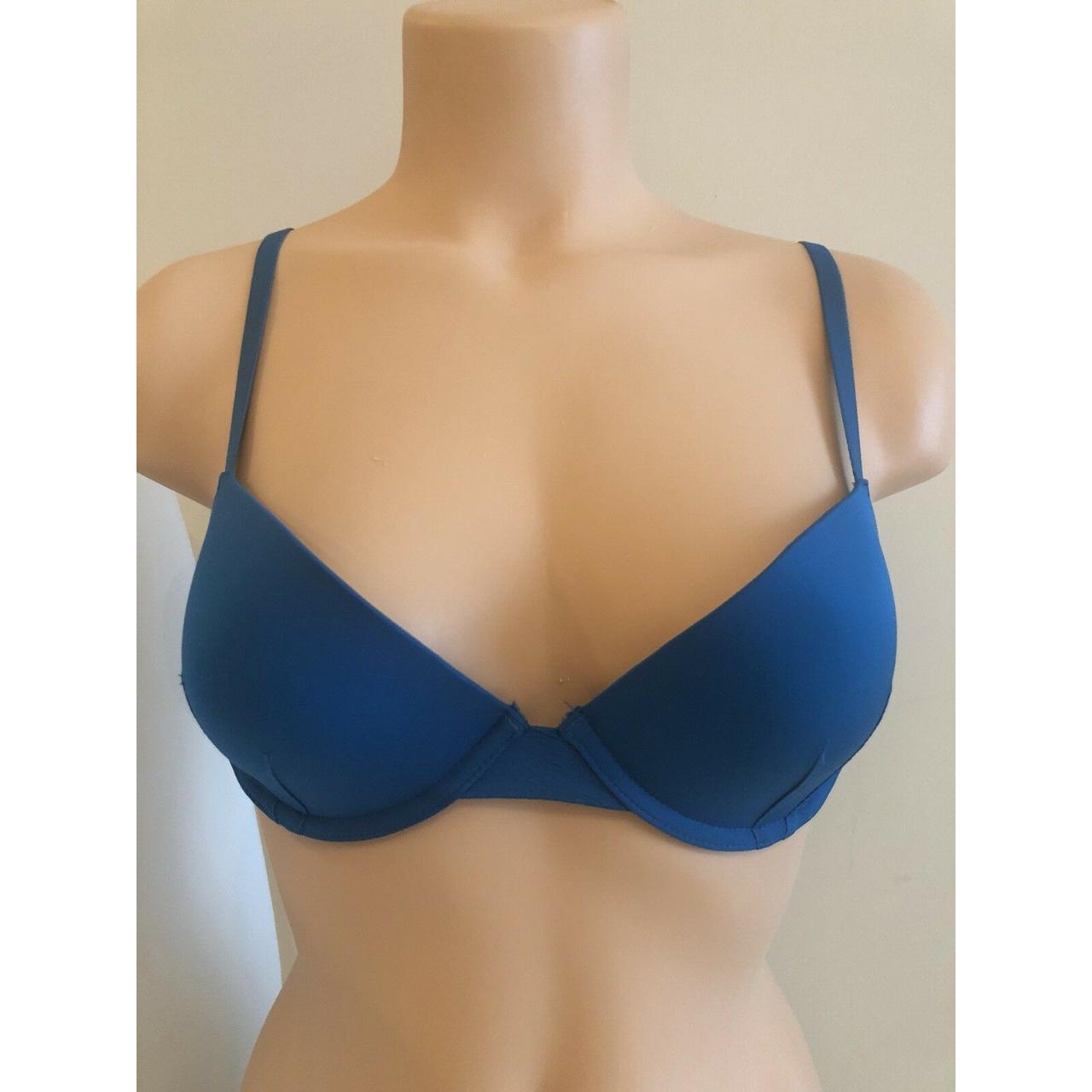 Elle macpherson maternity breast feeeint bra. 34E - Depop