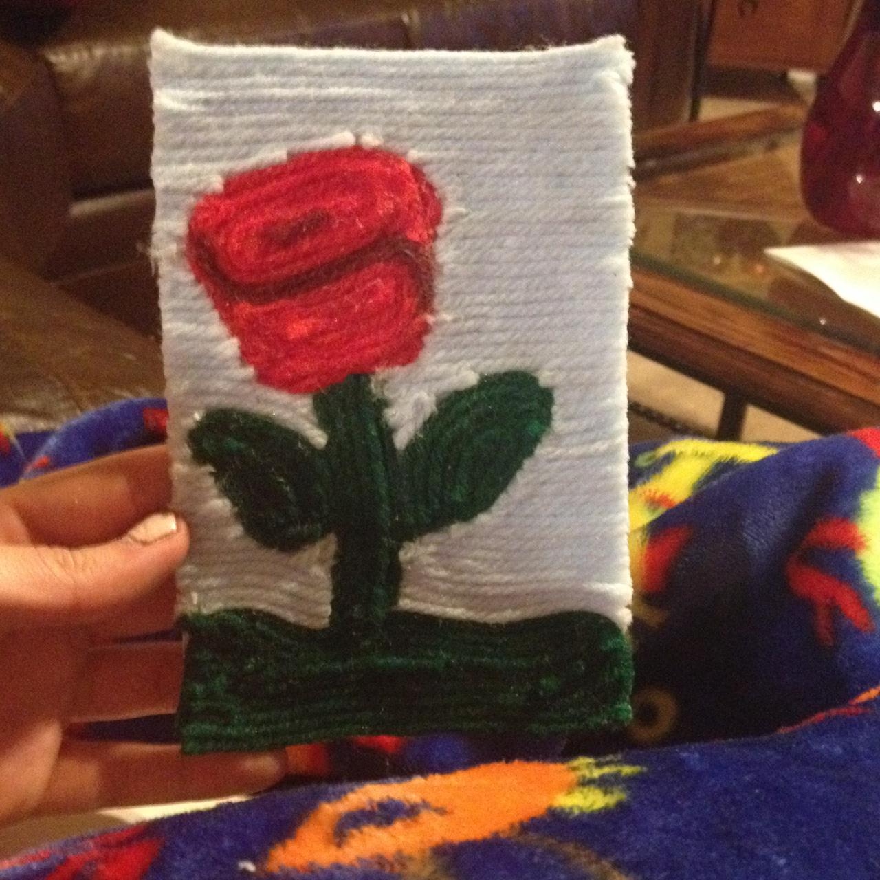 How to make a yarn painting art of flowers? - DIY ART PINS