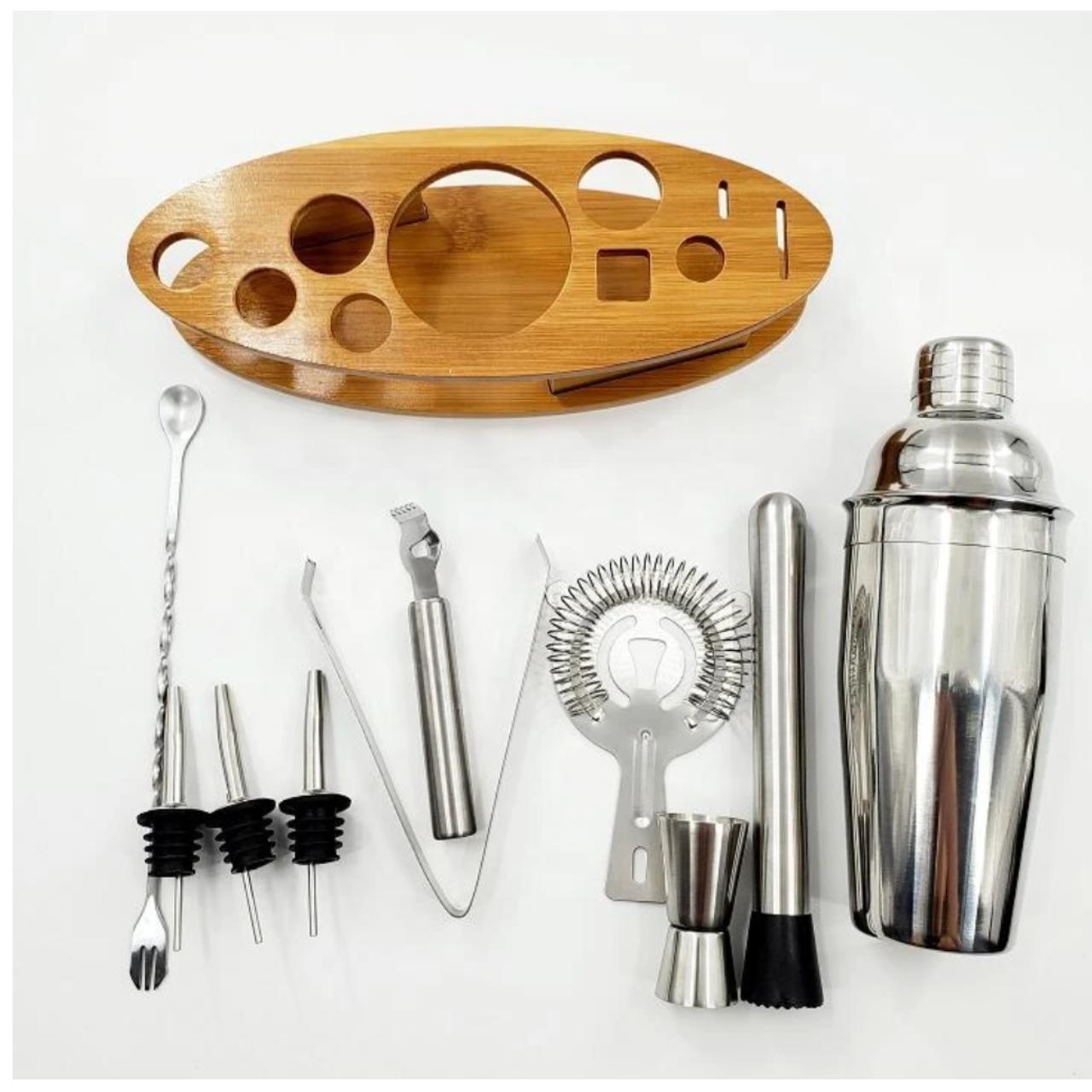 High quality stainless steel 11 piece bar kit set... Depop