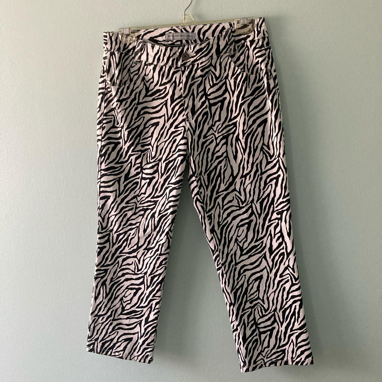 Chico's Women's Black and White Trousers | Depop