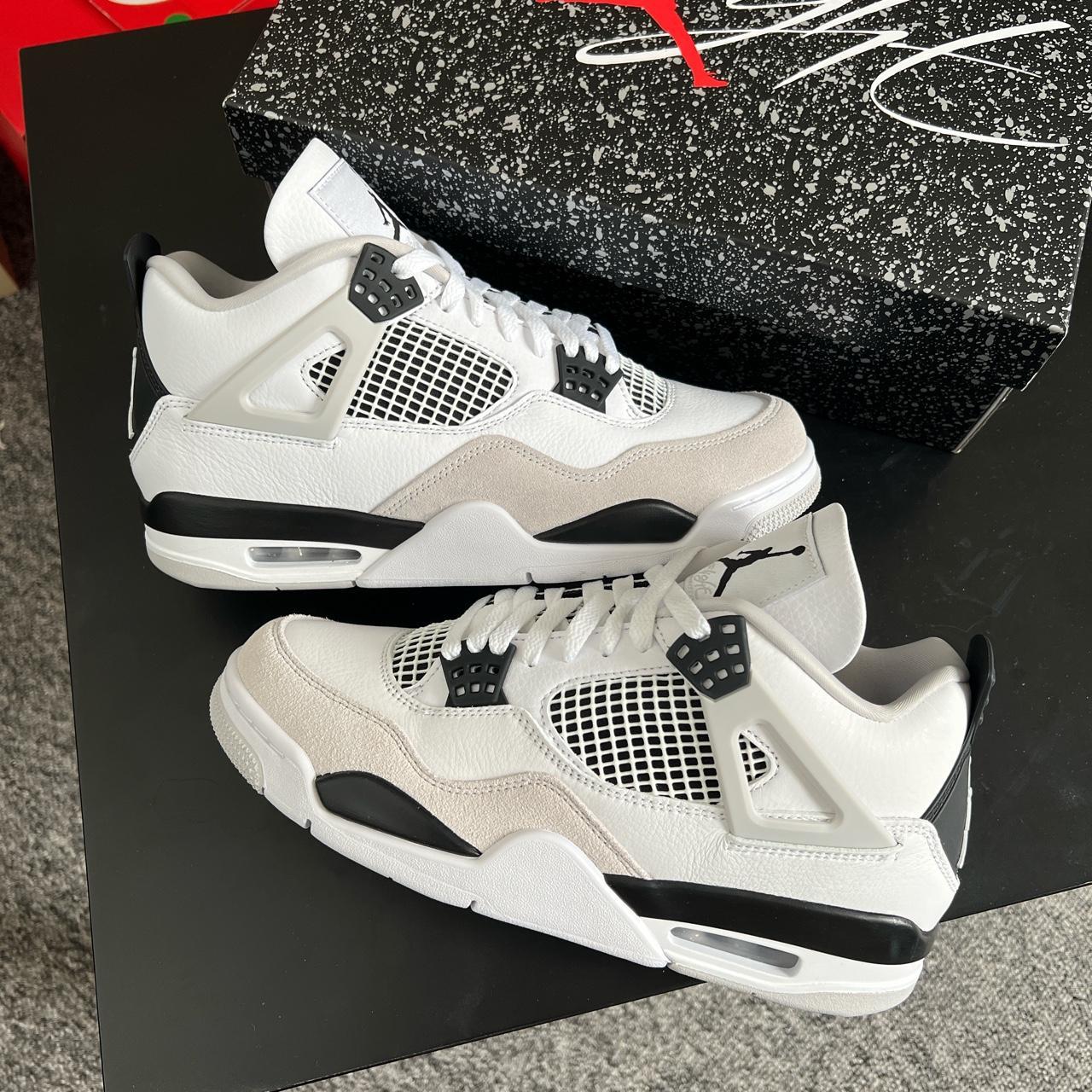 Jordan Men's White and Black Trainers | Depop