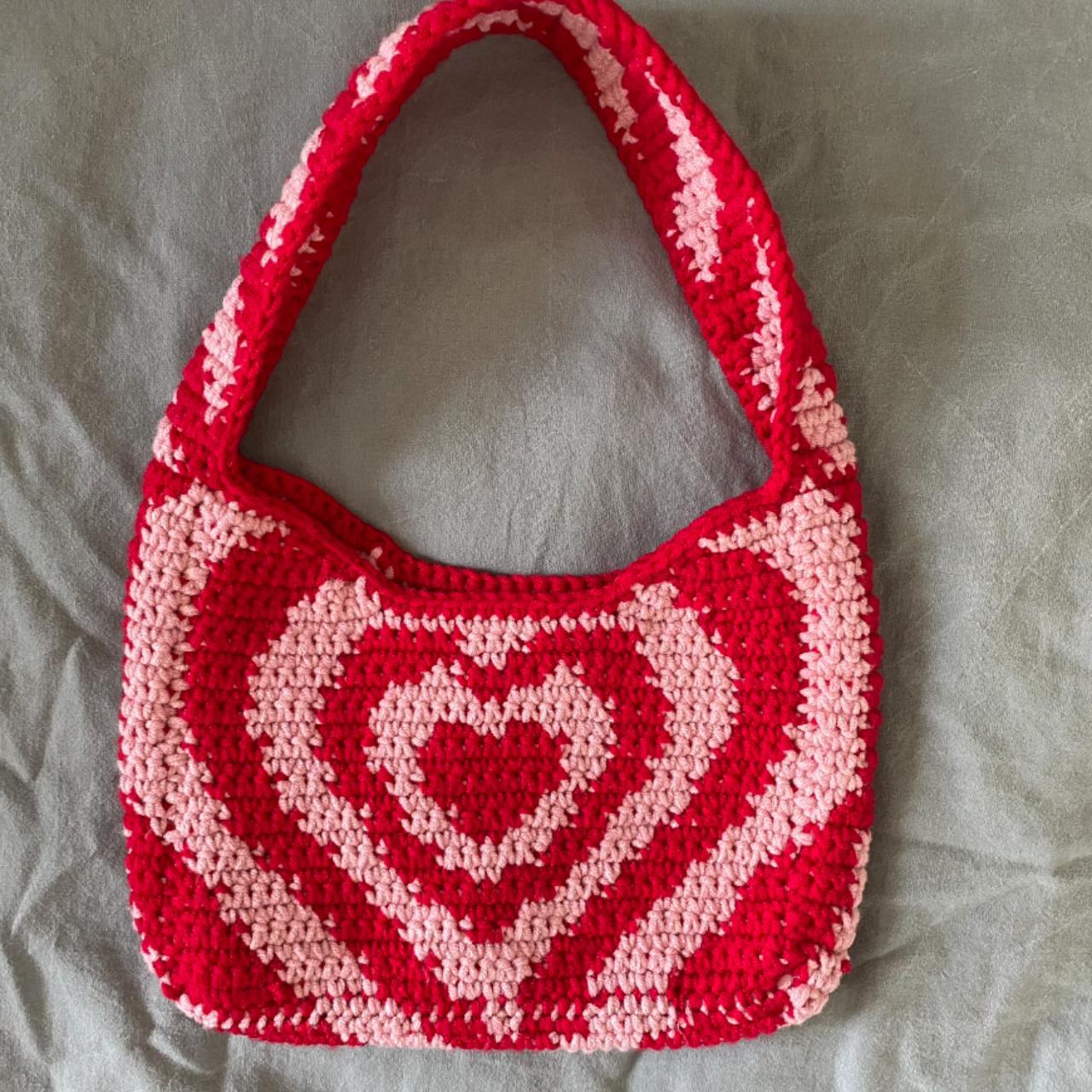Crochet heart purse ❤️ powerpuff girls inspired! - Depop