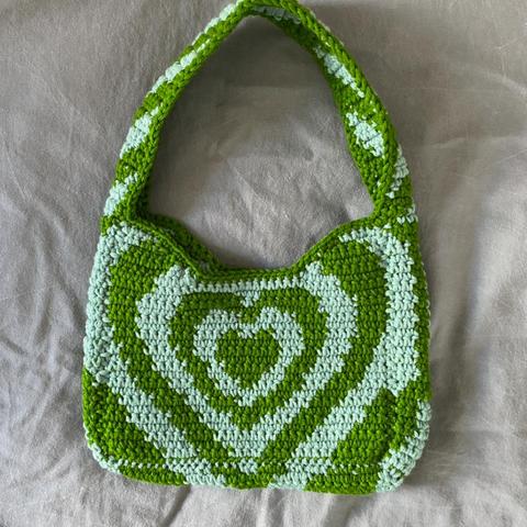 Crochet heart purse ❤️ powerpuff girls inspired! - Depop