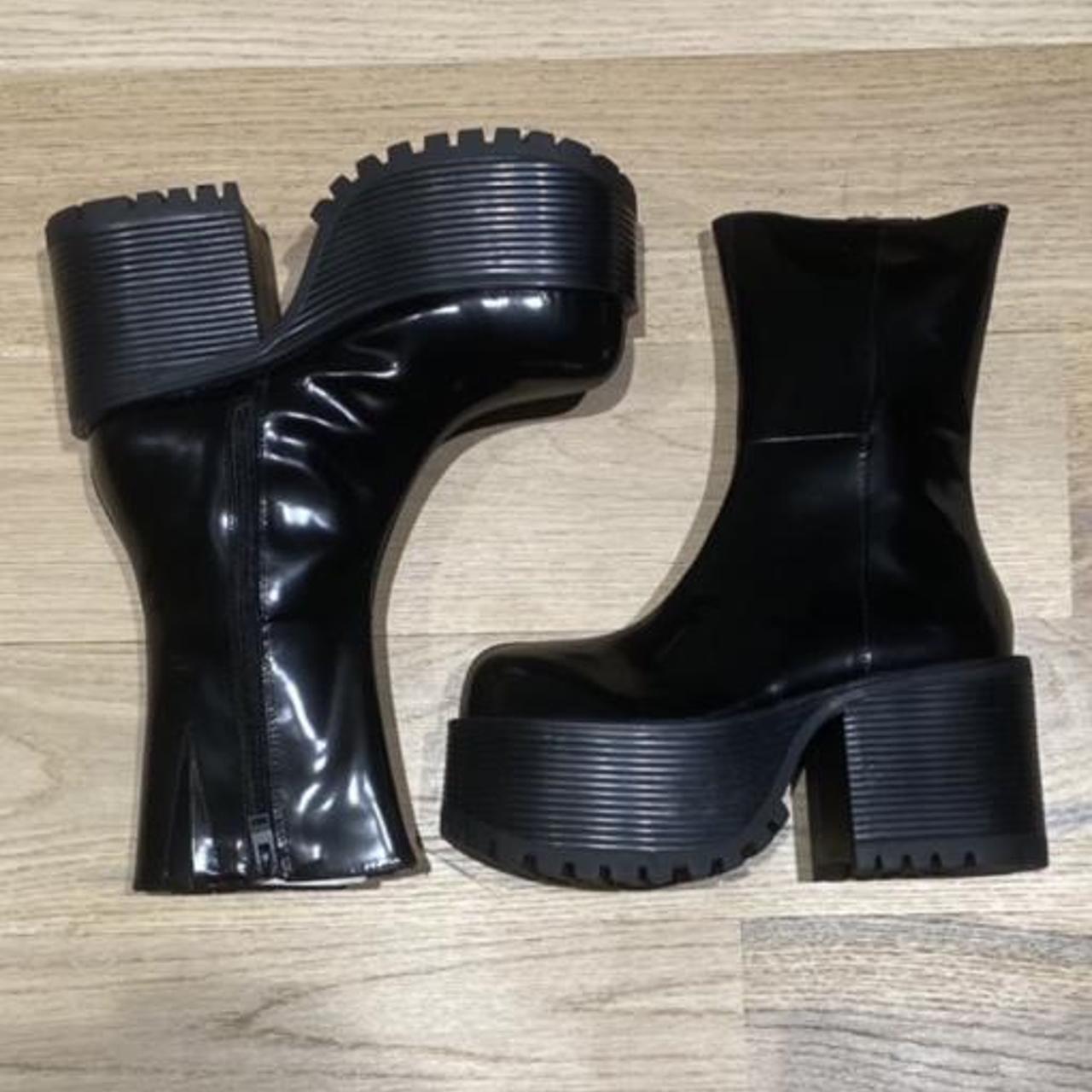 unif slug boots