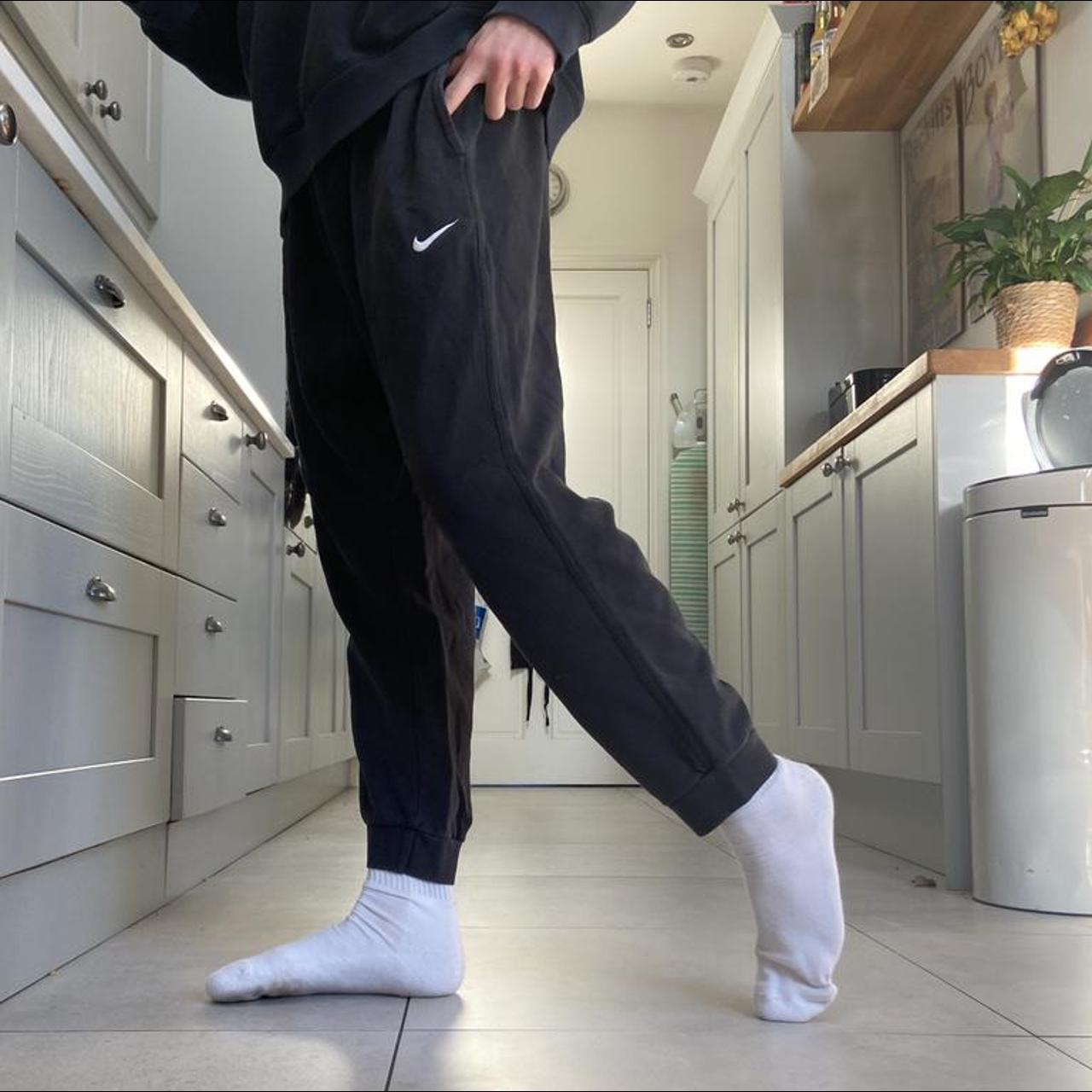 joggers with adjustable ankle