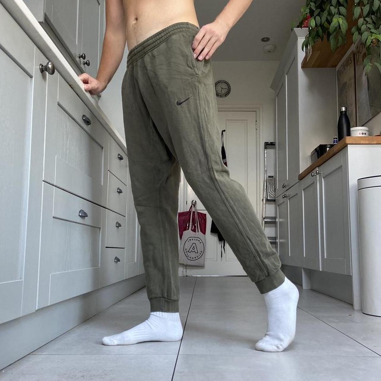 mens green nike joggers