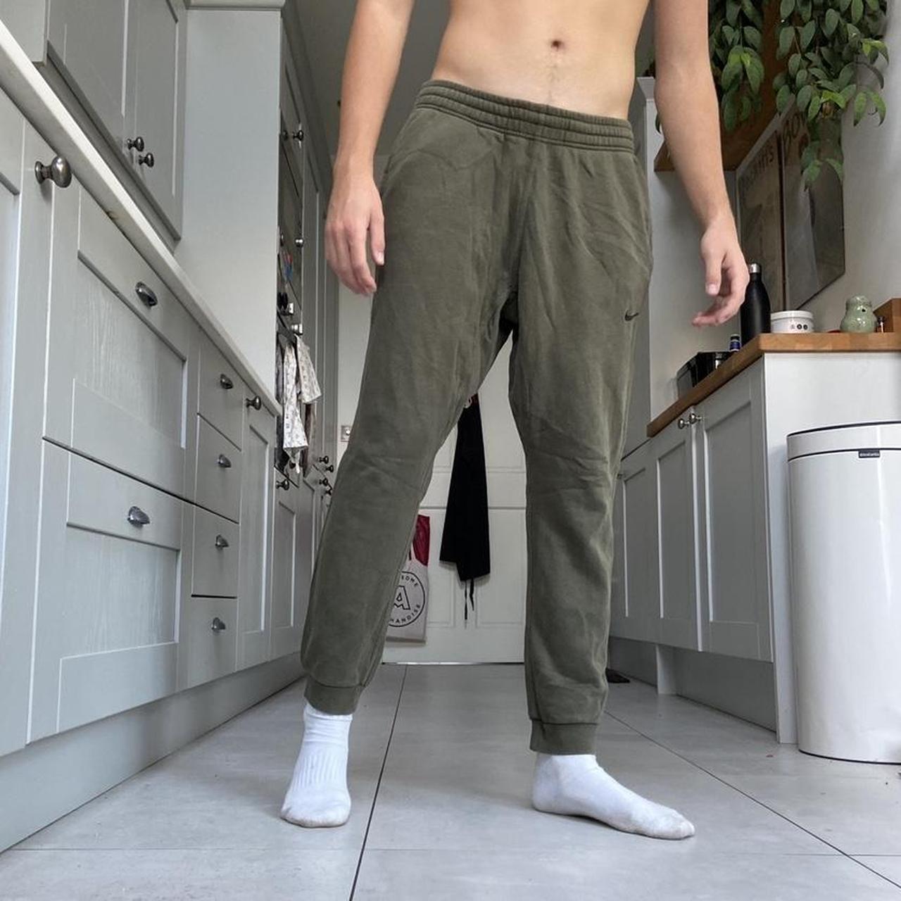 mens green nike joggers