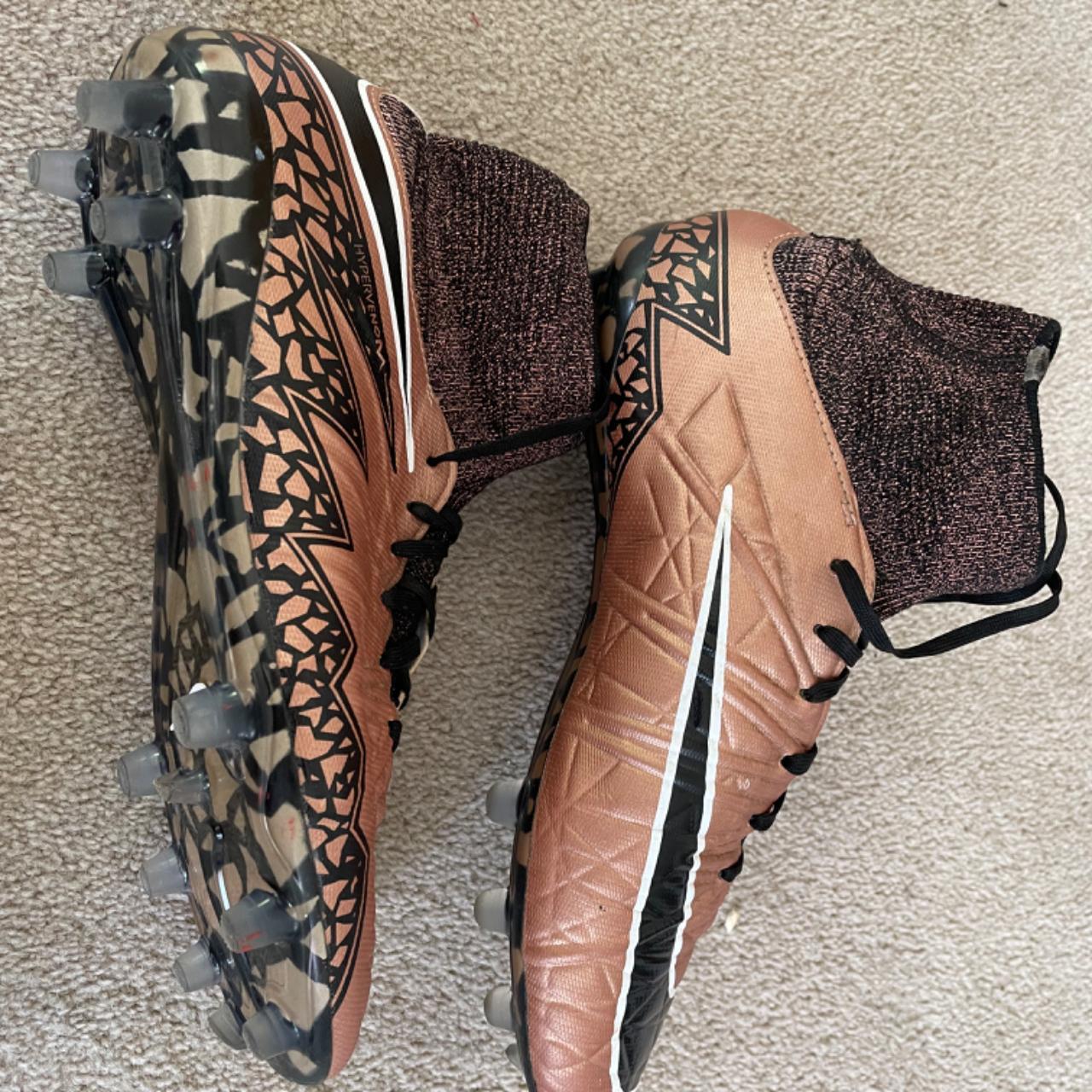 bronze hypervenom