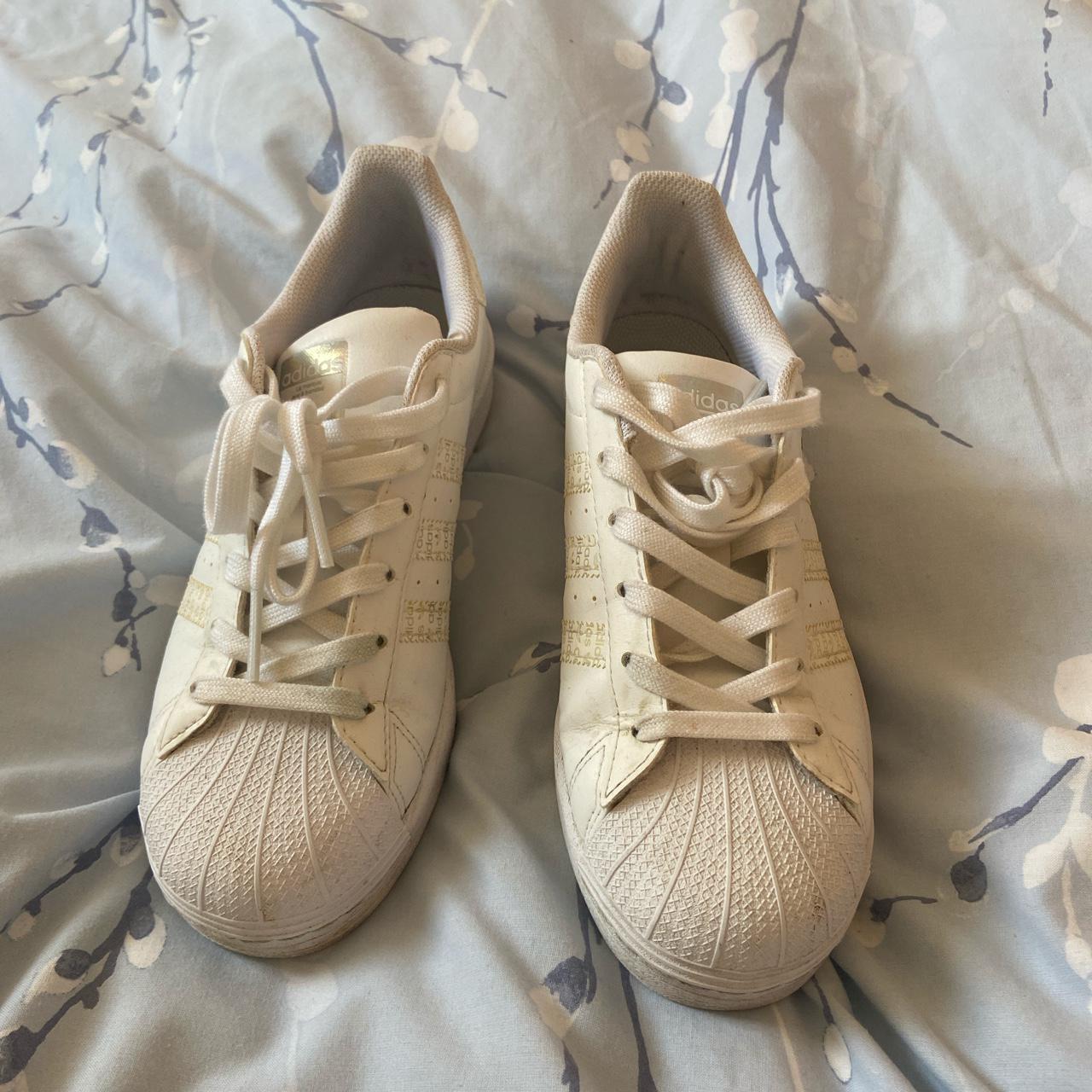 Addidas superstar trainers worn twice size 5 and a... - Depop