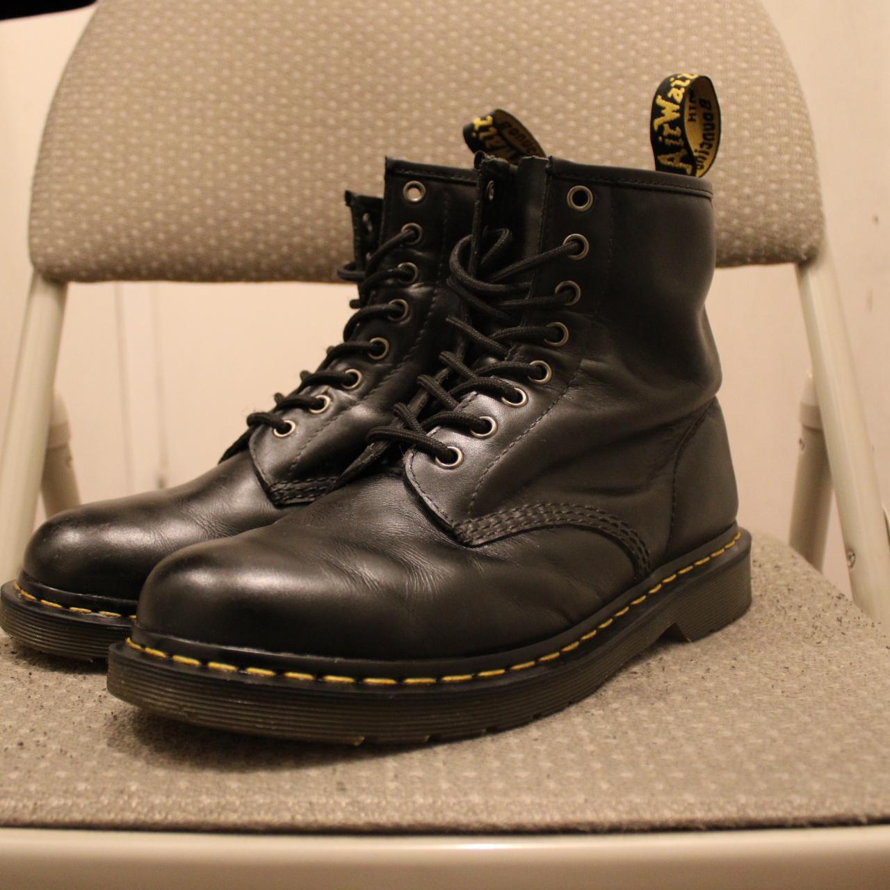 Doc Martens 1460 SMOOTH LEATHER LACE UP BOOTS Mens... - Depop