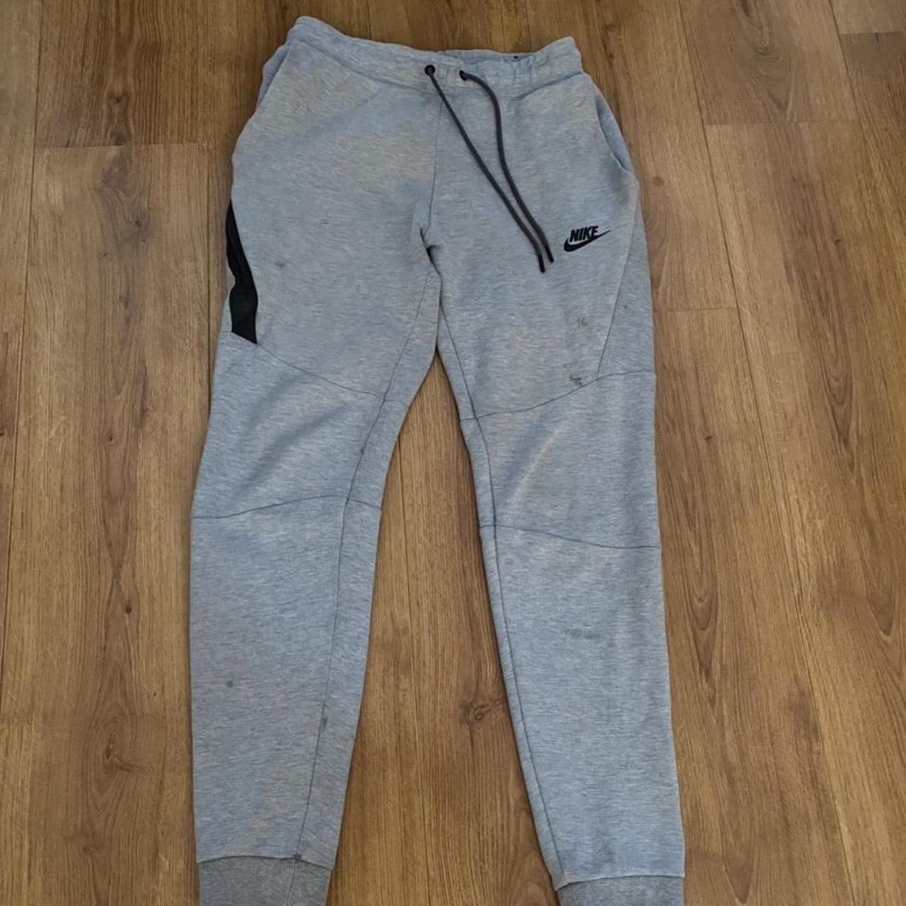 nike tech fleece jogger xs