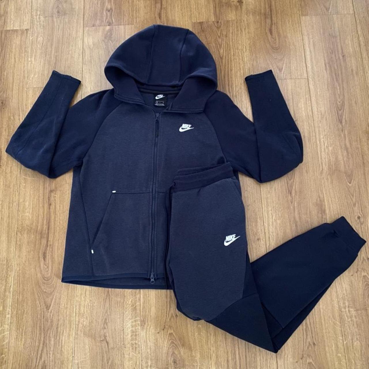 mens navy nike tech tracksuit