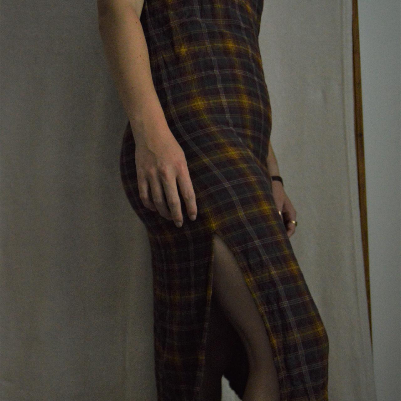 90 S CHECKERED FASHION visual data 8