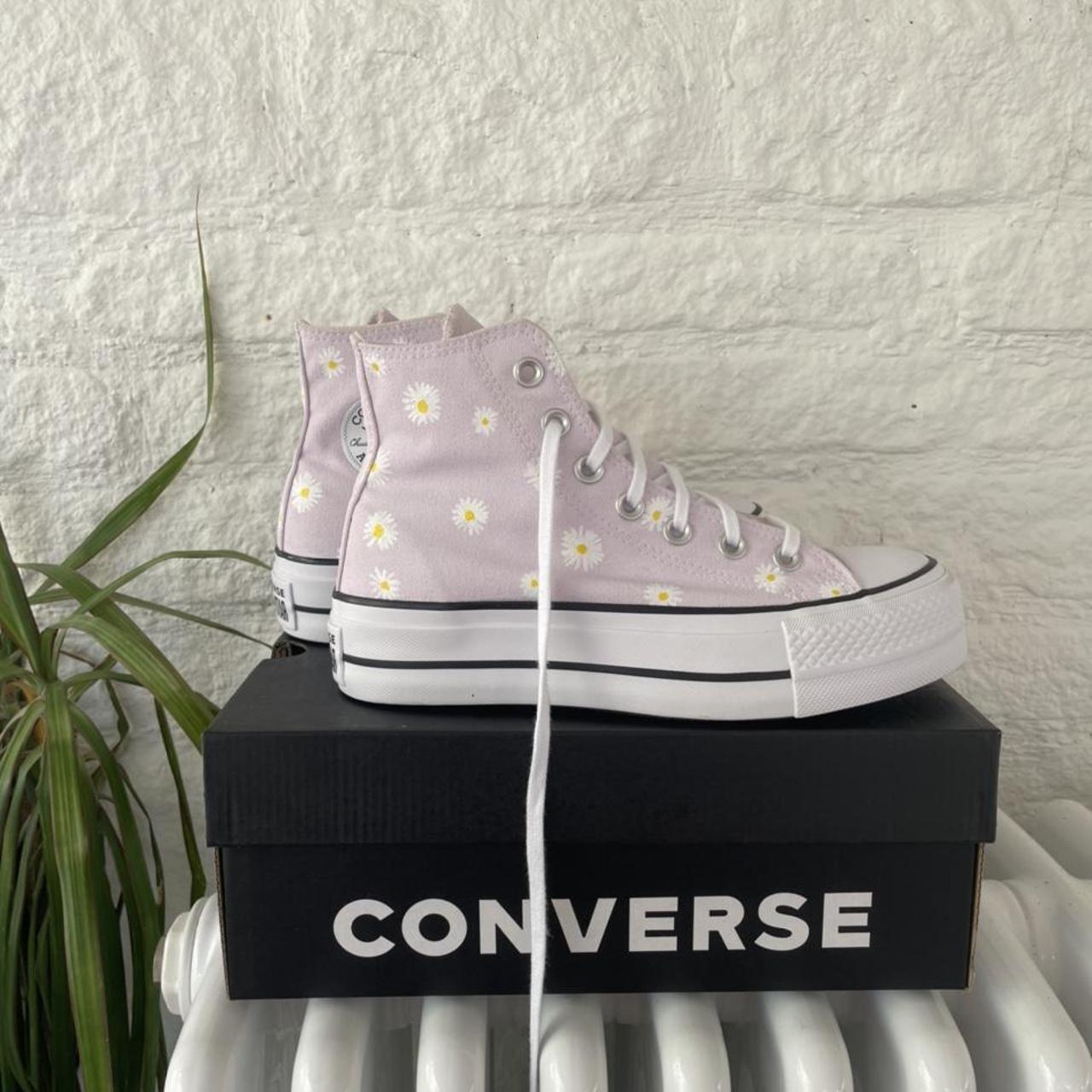 Converse discount camp daisy