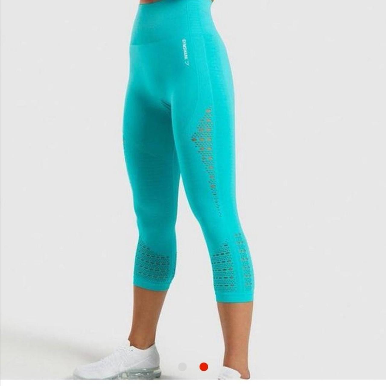 Gymshark cropped leggings and crop top set gorgeous - Depop
