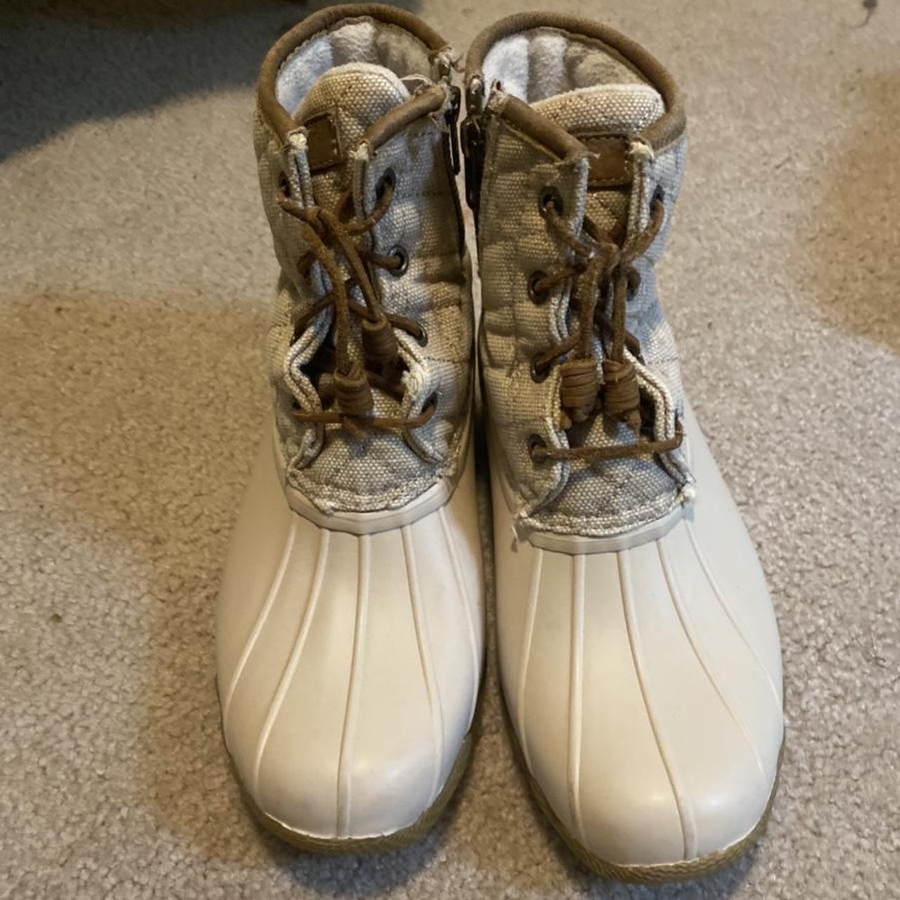 sperry duck boots off white