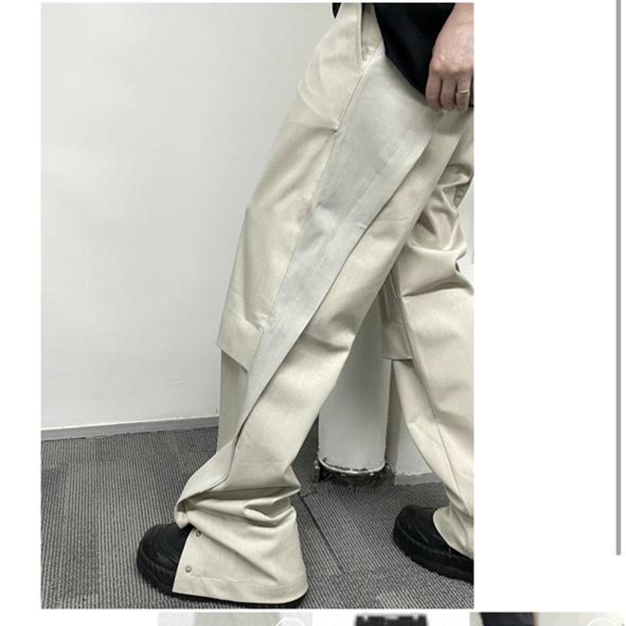 COMMON/DIVISOR/BENIN/CROPPED PANTS