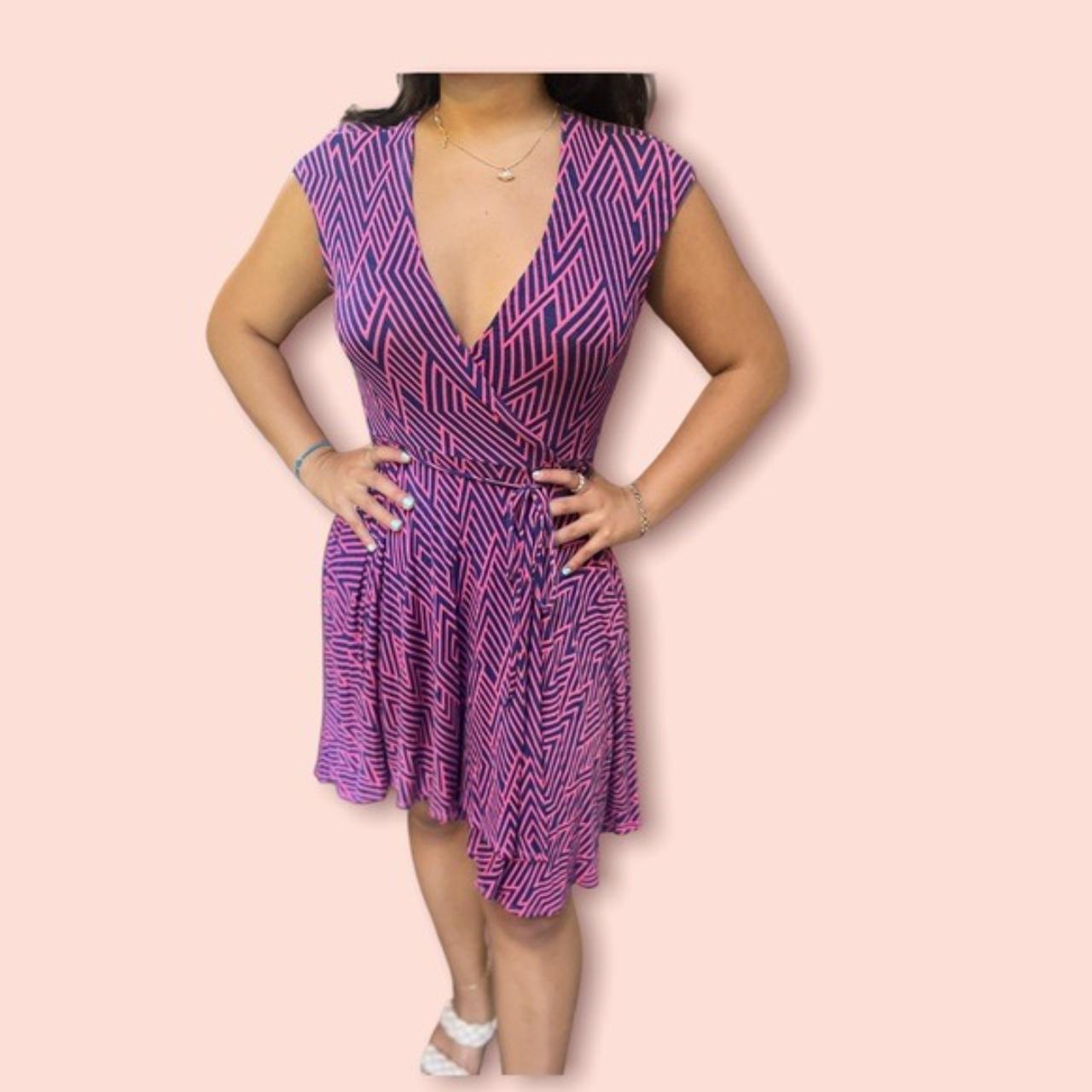 Hourglass on sale lilly dress