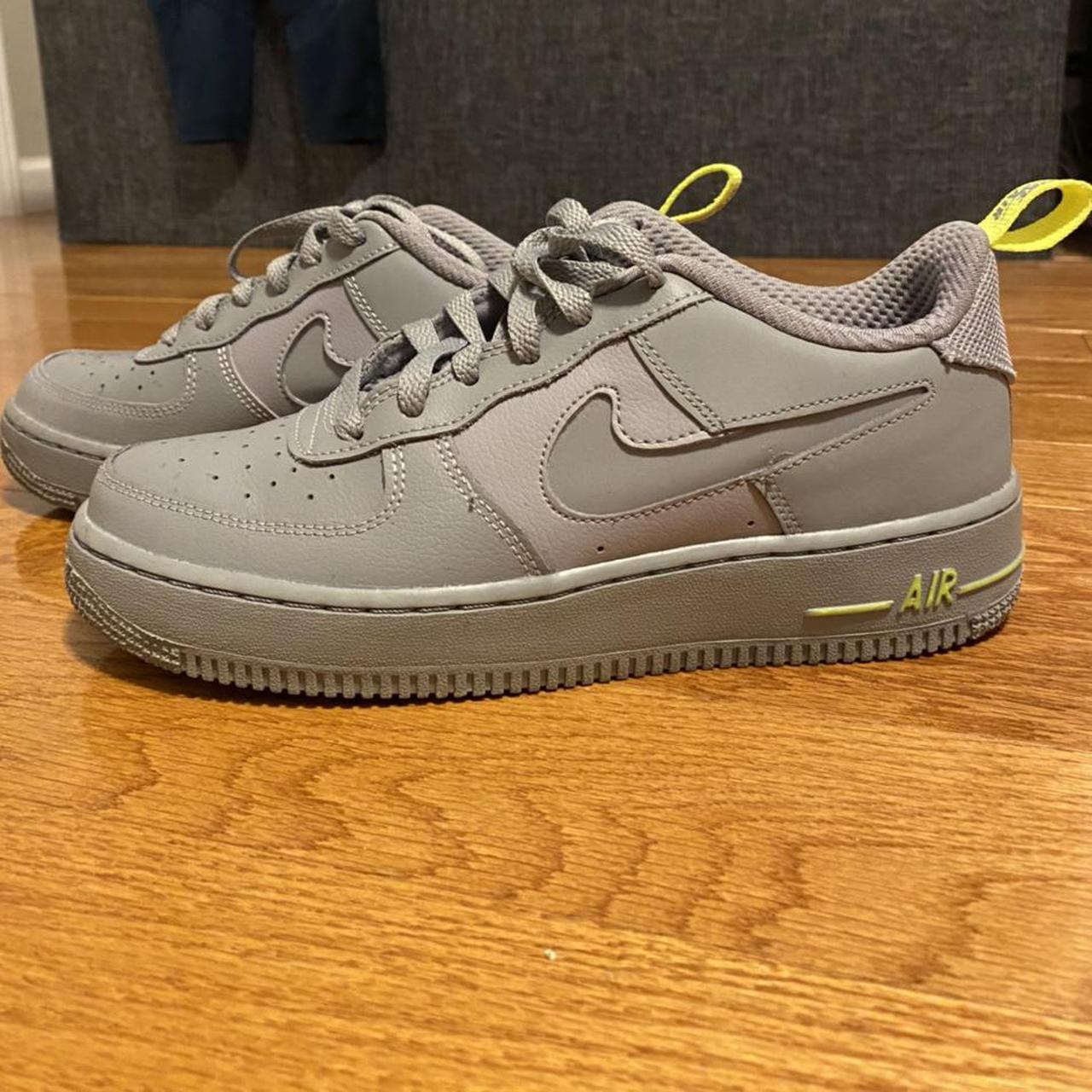 Nike Airforce 1 level 8 green and grey combo. Good - Depop