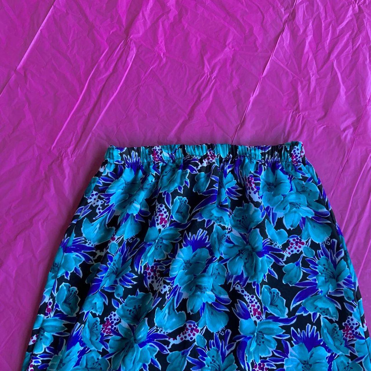 Beautiful sheer floral midi skirt. Adjustable waist.... - Depop
