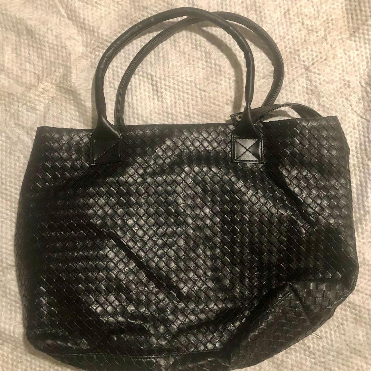 Black woven tote purse One zipper pocket on the... - Depop