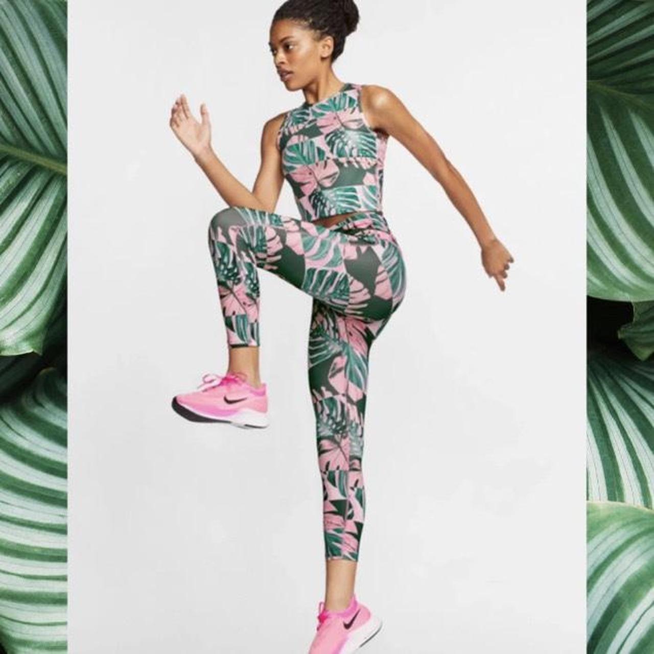 Nike Dri-Fit Leggings Women's Small Black Floral - Depop