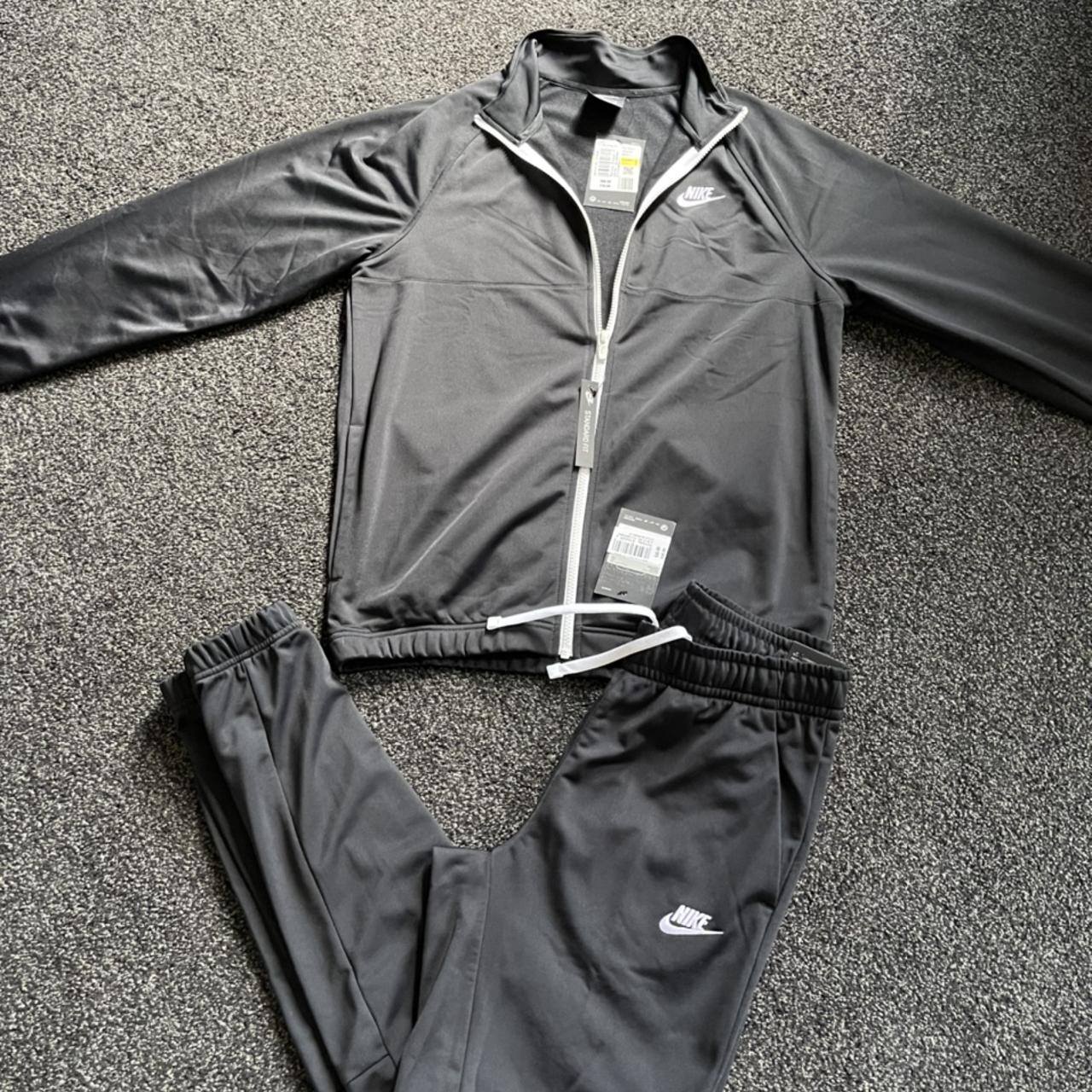 nike griffin tracksuit